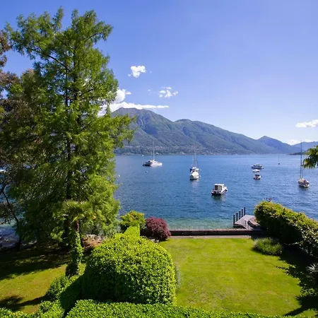 Holiday home Cigno Luxury House