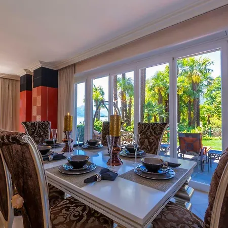 Holiday home Cigno Luxury House